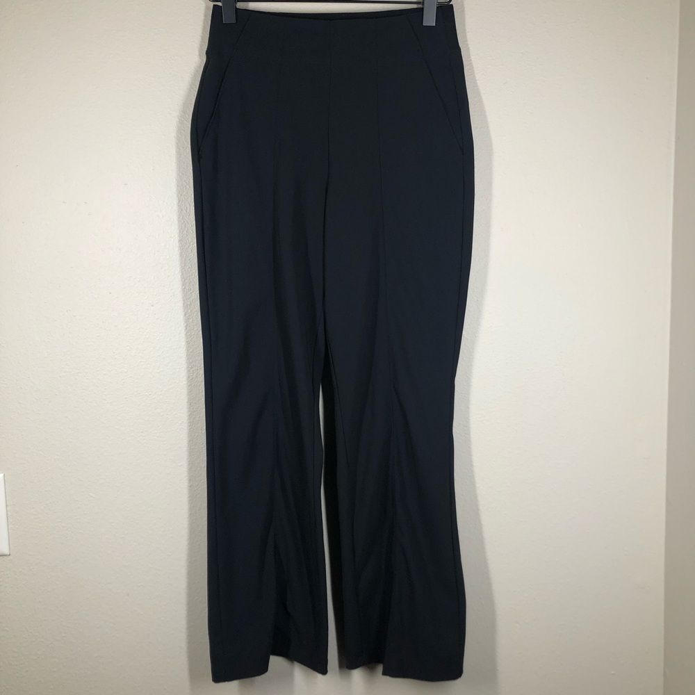 Athleta Cosmic Crop Kick Flare Pants Lightweight Black Size 0 Style 981485